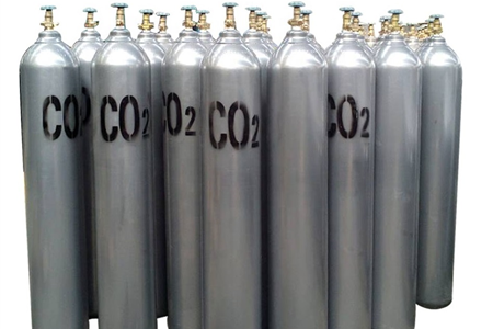 Khí CO2 công nghiệp chai 24(±1)kg
